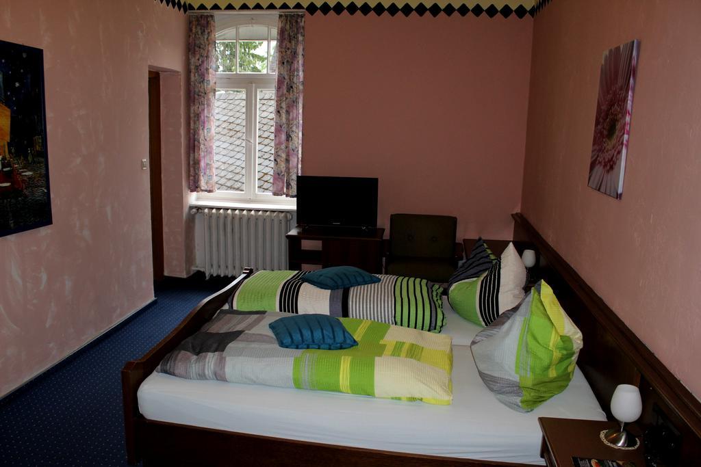 Burbach  Hotel Haus Wasserscheide מראה חיצוני תמונה