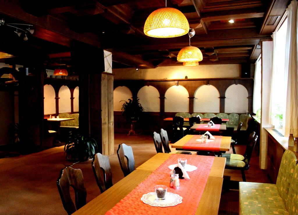 Burbach  Hotel Haus Wasserscheide מראה חיצוני תמונה