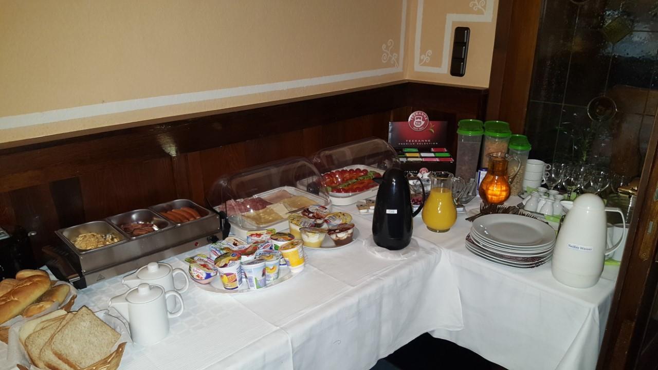 Burbach  Hotel Haus Wasserscheide מראה חיצוני תמונה