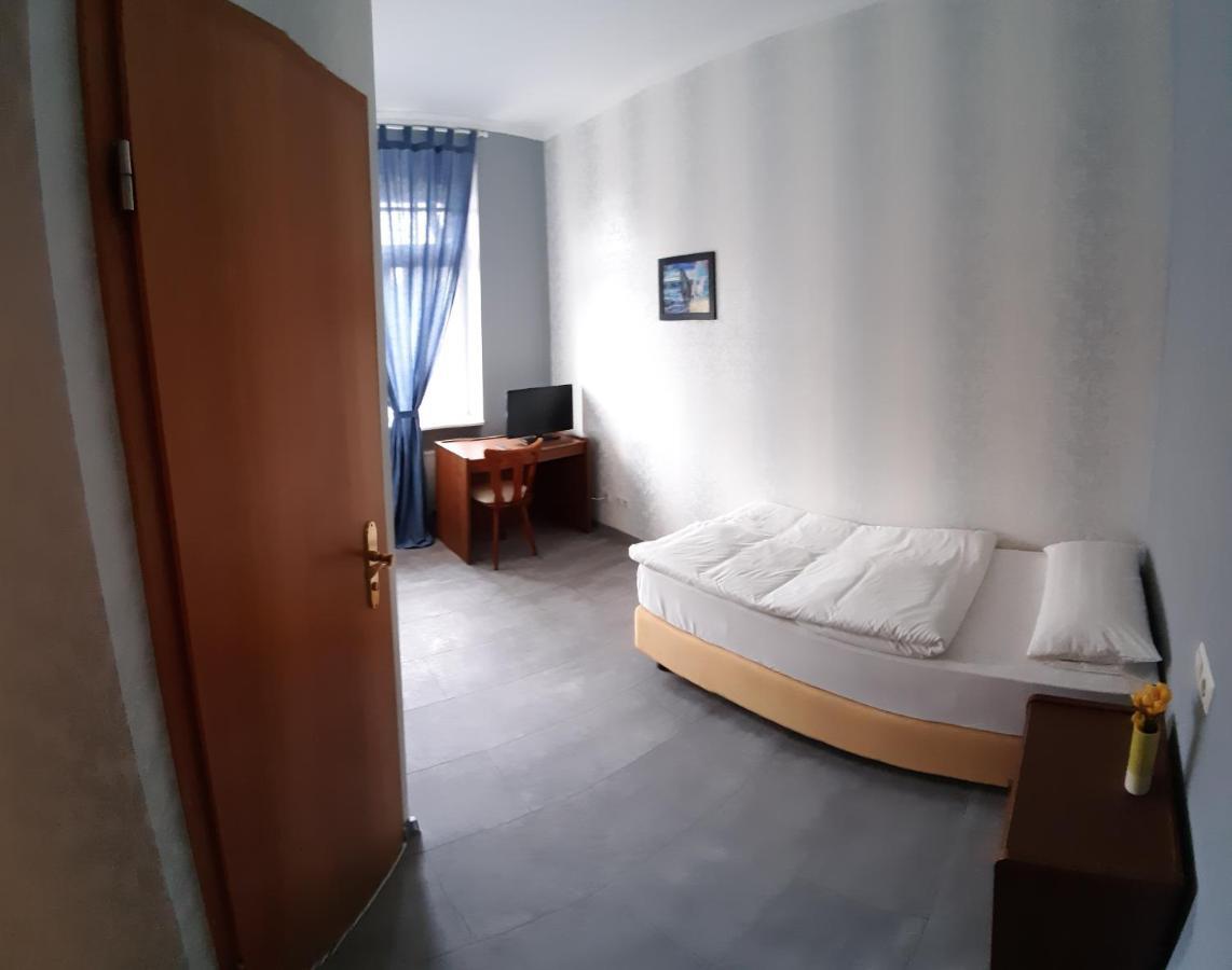 Burbach  Hotel Haus Wasserscheide מראה חיצוני תמונה