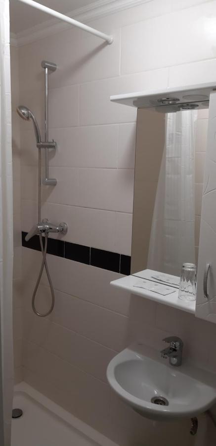 Burbach  Hotel Haus Wasserscheide מראה חיצוני תמונה
